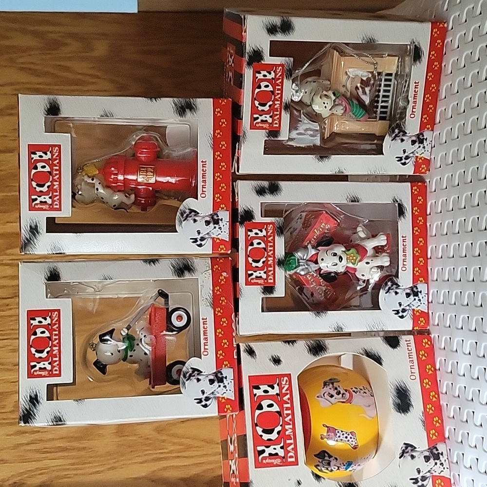 NIB Enesco Walt Disney ornaments